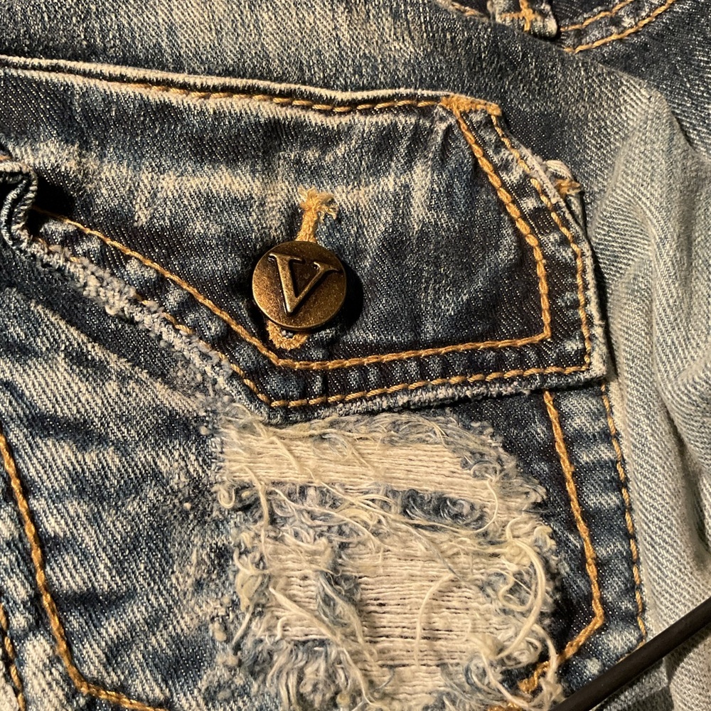 Jeans - Picture 6 of 6